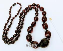 34,5 Art Deco Cherry Amber Bakelite Graduated Beads Necklace 63g