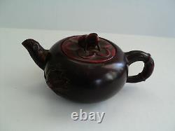 ANTIQUE CHINESE DARK CHERRY AMBER INDIVIDUAL TEAPOT with FROG FINIAL TOP