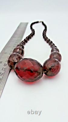 Antique Deco Antique CHERRY AMBER Bakelite Graduated Faceted Beads NECKLACE 71 g