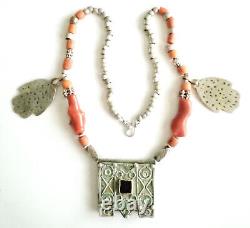 Antique Moroccan Berber natural red Coral Hand of Fatima Silver Pendants Necklac