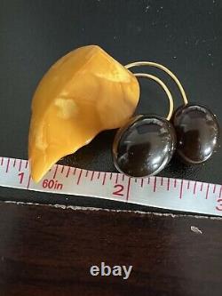 Antique VINTAGE CHERRY / BLOODY AMBER BEADS AND EGG YOLK PIN