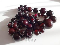 Antique Vtg Cherry Amber Bakelite Graduated Bead Hand Knoted Necklace 104gr