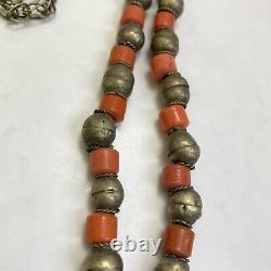 Antique Yemeni Necklace filigree Yemenite Bedouin Ethnic Silver Labbe Choker
