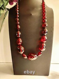 Art Deco Cherry Red Graduated Amber Bakelite Beaded Necklace/Great Condition
