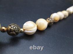 Bakelite Necklace Cherry Amber Marbled Balamuti Mother of Pearl MOP Bead 38 VTG