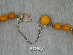 Beautiful Vintage Sterling Butterscotch Honey Red Baltic Amber Bead 18 Necklace