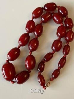 Superb Antique Art Deco Marbled Bakelite Dark Cherry Amber Bead Necklace 67g