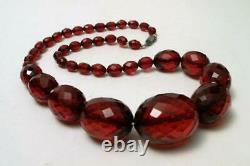 VINTAGE CHERRY AMBER BAKELITE OVAL FACETED BEAD NECKLACE 1920s ART DECO 56gm