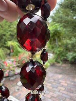 VINTAGE ROUND FACETED CHERRY AMBER BAKELITE BEAD NECKLACE 46 54.8 Grams