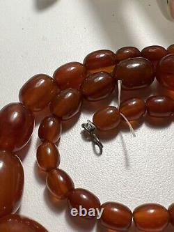 Vintage Deco Cherry Amber Bakelite Graduated Barrel Bead Necklace 61 Grams
