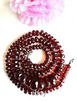 Vintage cherry color faceted bakelite amber hand knotted necklace &gold clasp24