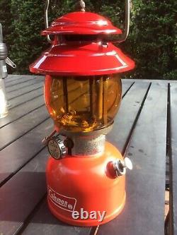 Vtg 2/76 Coleman 200A Single Mantle Red Lantern with Red Case & Amber Globe NICE