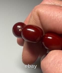 29.1 Grams Antique Faturan Bakélite Cerise Perles Ambres Marbrées