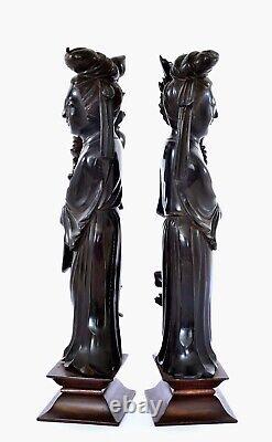 2 figurines sculptées de dames en ambre foncé de cerisier chinois en bakélite faturan 1143G EN L'ÉTAT