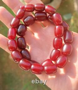 31.6 Grams Antique Faturan Bakelite Cerise Perles Ambres Marbrées