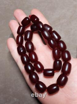 31.6 Grams Antique Faturan Bakelite Cerise Perles Ambres Marbrées