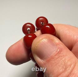 39.1 Grams Antique Faturan Bakélite Cerise Perles Ambres Marbrées