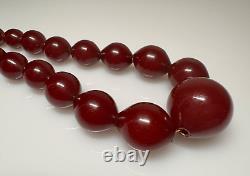 56 grammes de collier de perles en ambre de cerisier Faturan antique Bakelite
