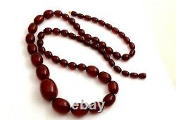 69g Antique Marbled Cherry Amber Bakelite Beads Collier