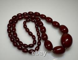 72 Grammes Collier de Perles en Ambre de Cerisier Faturan Antique Bakélite Marbré