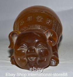 8.4 Ancienne Sculpture Chinoise en Ambre Rouge Sculptée Feng Shui Cochon Chanceux
