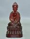 9.2 Sculpture Rare En Ambre Rouge Chinois Taillé Représentant Shakyamuni Amitabha Buddha Avec Base