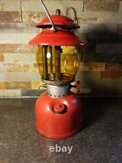 Antique 8/1966 Red Model 200a Nice Coleman Lantern Withrare Amber Globe