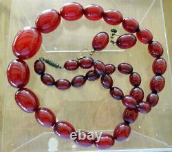 Antique Cherry Amber Bakelite (faturan) Collier De Perles & Boucles D’oreilles 70g