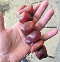 Antique Cherry Amber Bakelite (faturan) Collier Huge. Rares Perles Naturelles En Forme