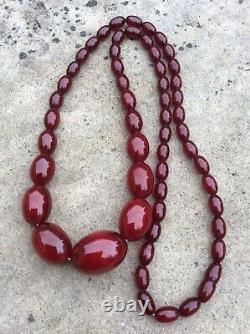 Antique Cherry Red Amber Bakelite Perles Collier 62 G C. 1920s Swirls Marbling