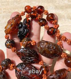 Antique Chinese Qing Carved Figural Honey Ambre Natural Red Coral Necklace 74,6g