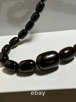 Antique Dark Cherry Amber Bakelite Gratuated Cludy Bead Necklace 105grams 81cm