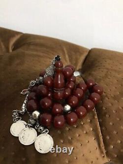 Antique Faturan Cerise Authentique Bakélite Perles Ambres 71gm Avec Style Ottoman D'argent