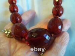 Antique Long Large 27 Pouces Cherry Amber Bakelite Bead Necklace Beautiful 56 Gr