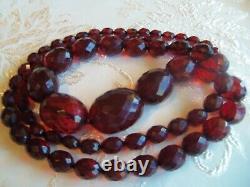 Antique Long Large 38 Pouces Cherry Amber Bakelite Bead Necklace Beautiful 85gr