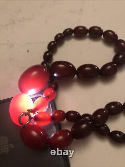Antique Vintage Cherry Amber Bakelite Oval Beads Collier 57 Grammes 21long