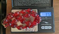 Art Déco Micro Facet Red Cherry Amber Bakelite Pools De Collier De Perles Légères