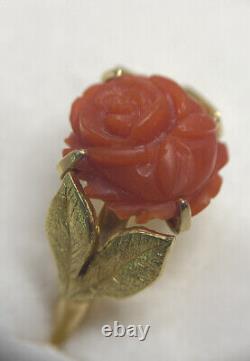 Bague ancienne en or jaune 14 carats sculptée en corail rouge avec fleur et feuille, taille 5 1/2