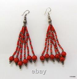 Boucles d'oreilles Vintage Anciennes en Argent avec Pierre de Corail Rouge en Pendentif