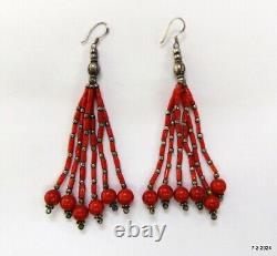 Boucles d'oreilles Vintage Anciennes en Argent avec Pierre de Corail Rouge en Pendentif