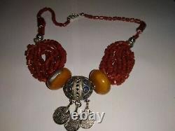 Collier Africain Antique, Berber Amber Avec Perle De Corail En Pierre D'agate Naturelle