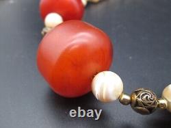 Collier bakélite cerise ambre marbré Balamuti perle nacre MOP 38 vintage