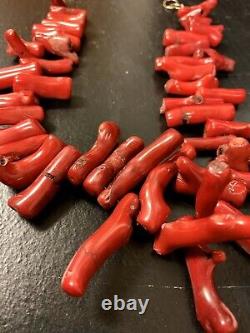 Collier de branche de corail rouge naturel non teinté de Sardaigne Vintage en or 10 carats 20 L