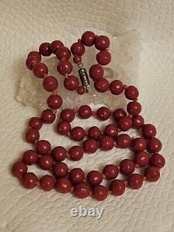 Collier de perles de corail rouge naturel sarde authentique de l'époque victorienne antique 19ème 59,3 g