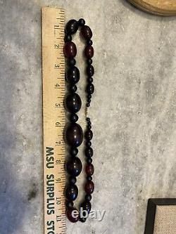 Collier de perles en ambre de cerisier en bakélite avec un fermoir en or 14K - 100 grammes