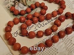 Collier de perles graduées en corail rouge naturel saumon victorien ancien - 39,2g 19ème siècle