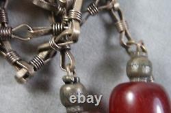 Collier de perles rares en ambre de cerisier en argent ottoman antique et bakélite faturan