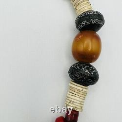 Collier de perles rouges en ambre bakélite tribal berbère vintage africain marocain de grande taille
