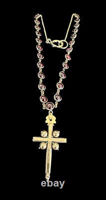 Collier en grenat victorien antique avec chaîne en or 14 carats rempli et pendentif croix