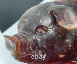 Figurine de cochon en ambre de cerisier foncé chinois vintage en bakélite GRAND format de plus de 10 pouces de longueur